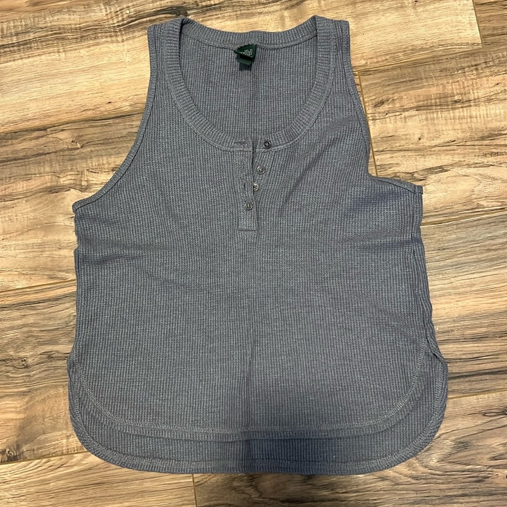 Wild Fable (@ target) Women’s Gray Tank Top Size M (fits like S)